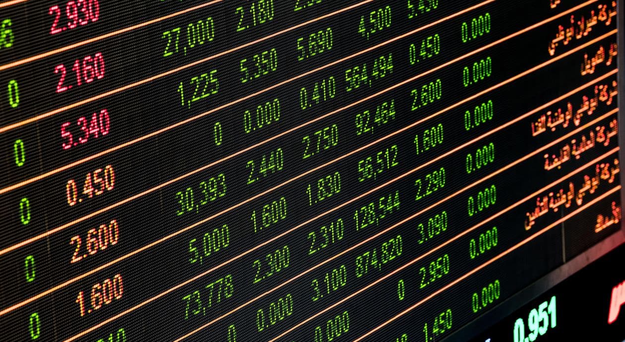 S&P 500 Tops June Record As Oil Sinks On Hormuz Deal Hopes